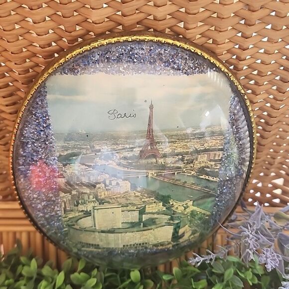 Vintage Domed Eiffel Tower Paris Postcard Wall Decor Coquette - Picture 8 of 8